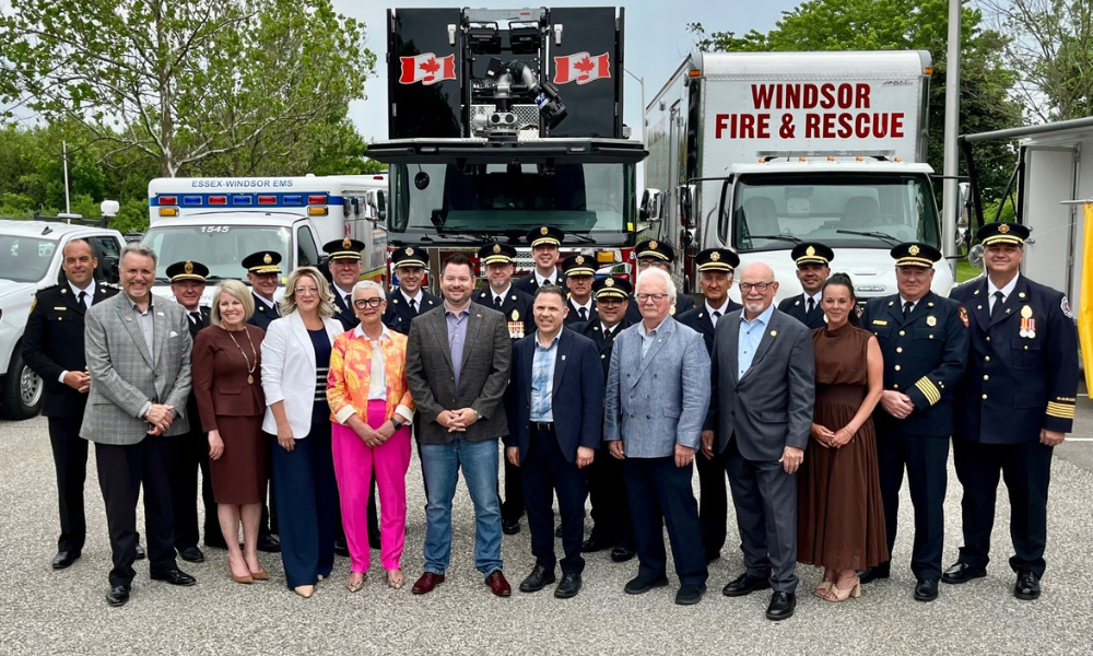 A group photo following the Ministry of Natural Resources press event