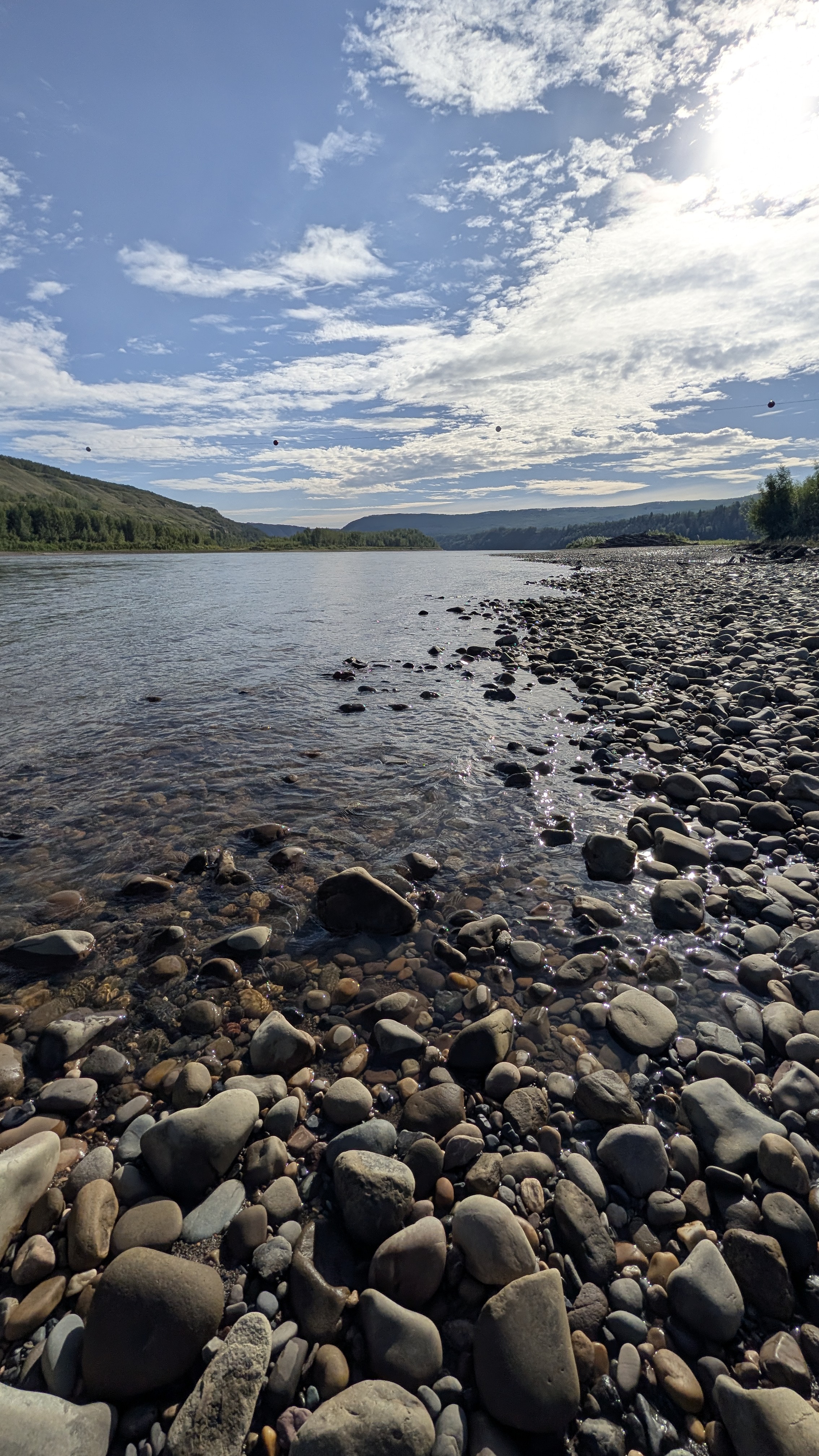 Picture of riverbed with rocks