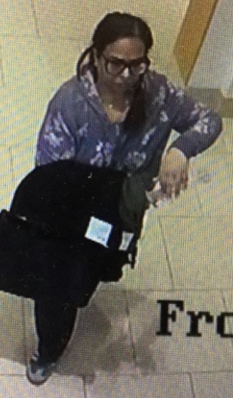 Photo of female suspect