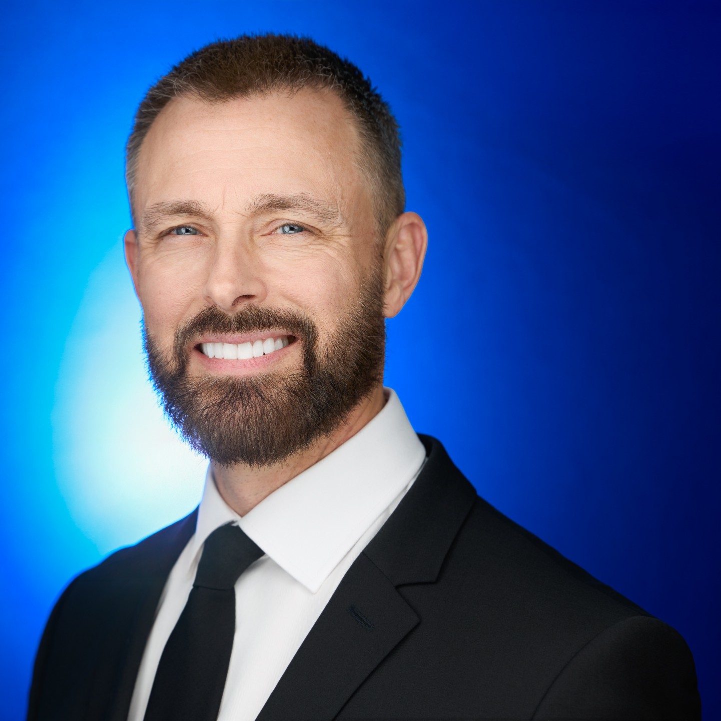 A headshot of Dr. Scott MacPherson