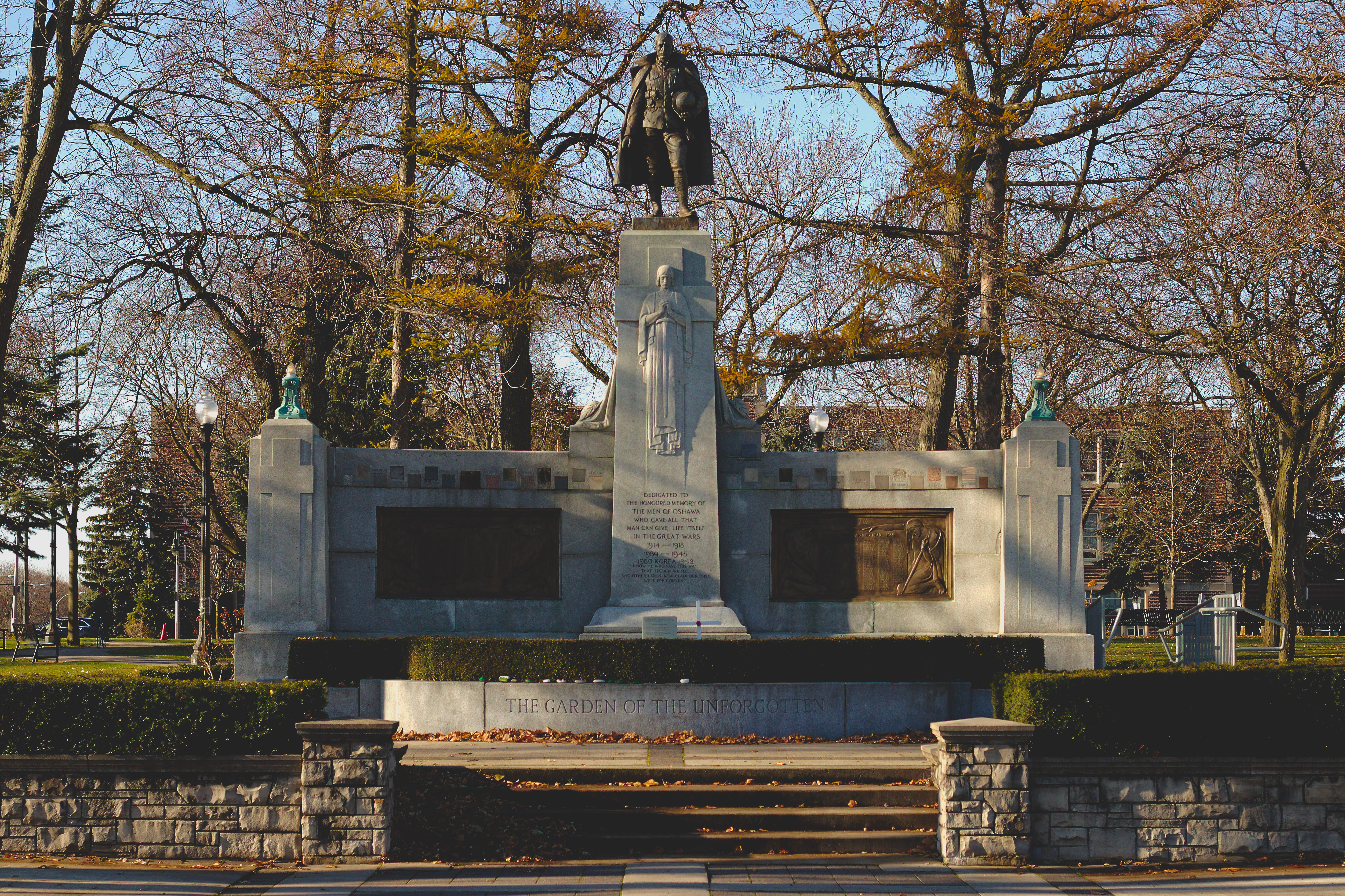 Oshawa Cenotaph at Memorial Park