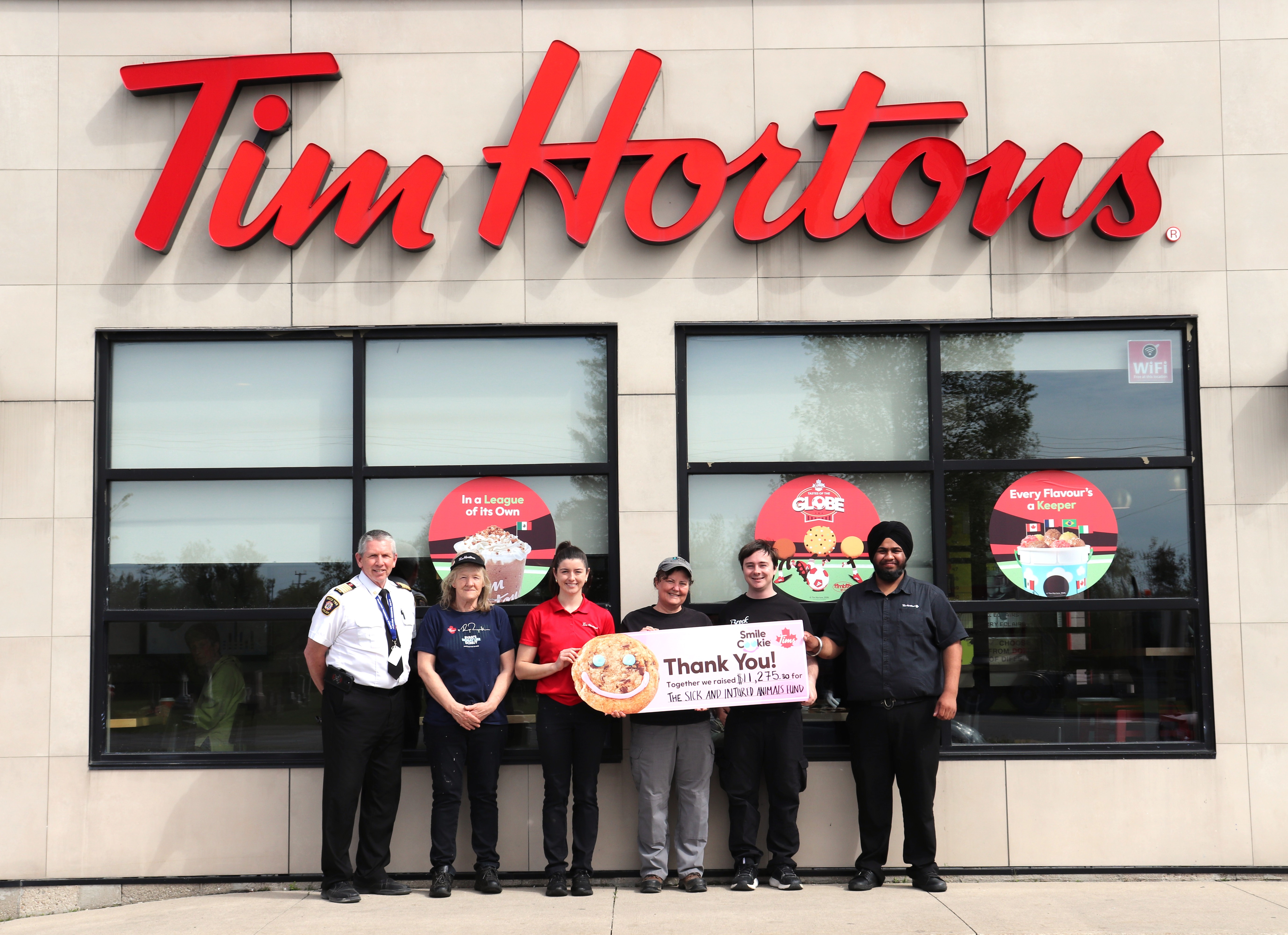 smile cookie presentation cheque